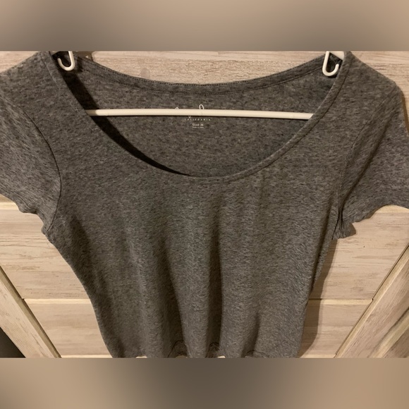 Chip & Pepper Grey Top - Picture 3 of 3